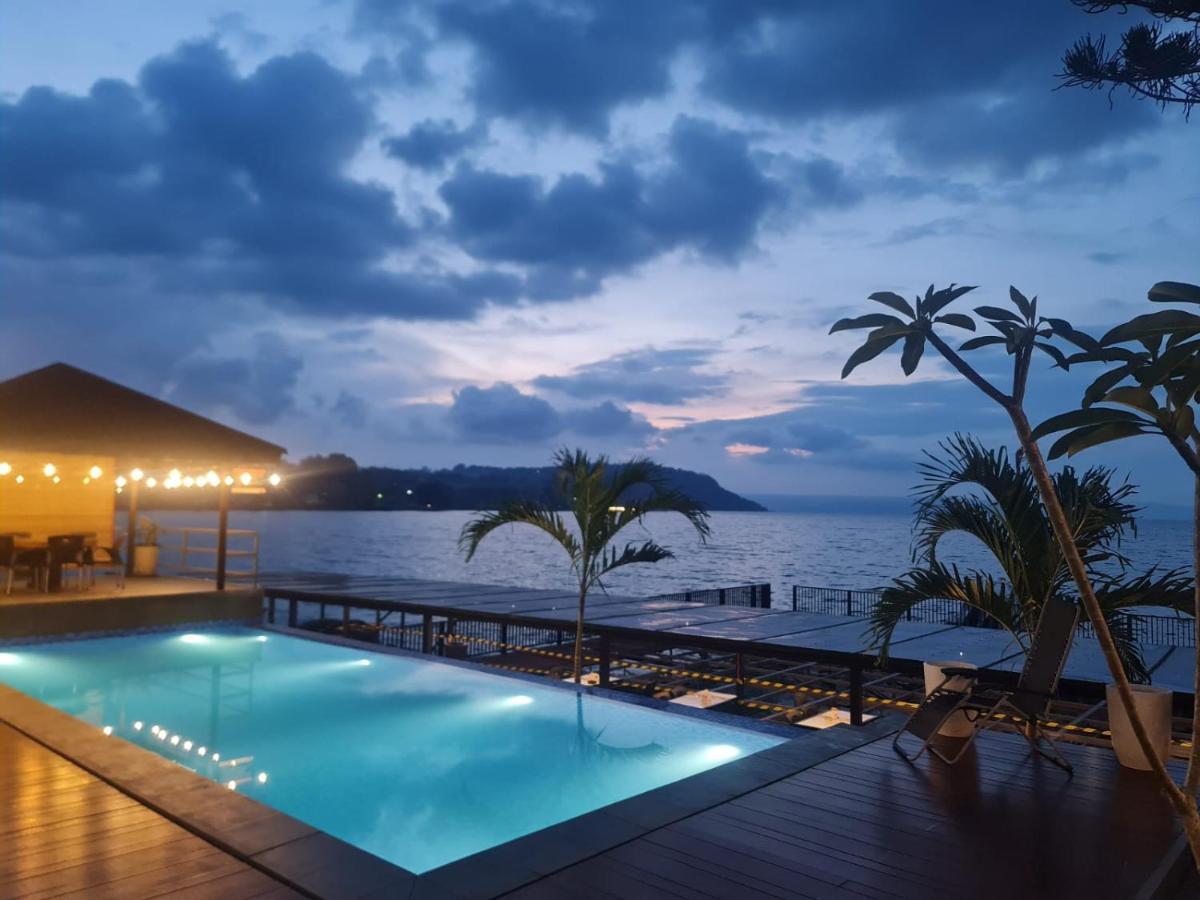 Purnama Balige Hotel Ngoại thất bức ảnh